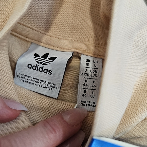 NEW 🍑 adidas Cropped Tight Fit Metallic-Stripe Long Sleeve Tee - SIZE L - Picture 10 of 13